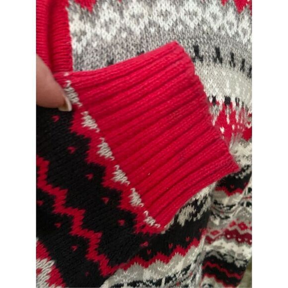 Crystal Kobe Classic Cardigan RedBlack/Gray Size M Ski Vacation Holidays - Picture 9 of 9
